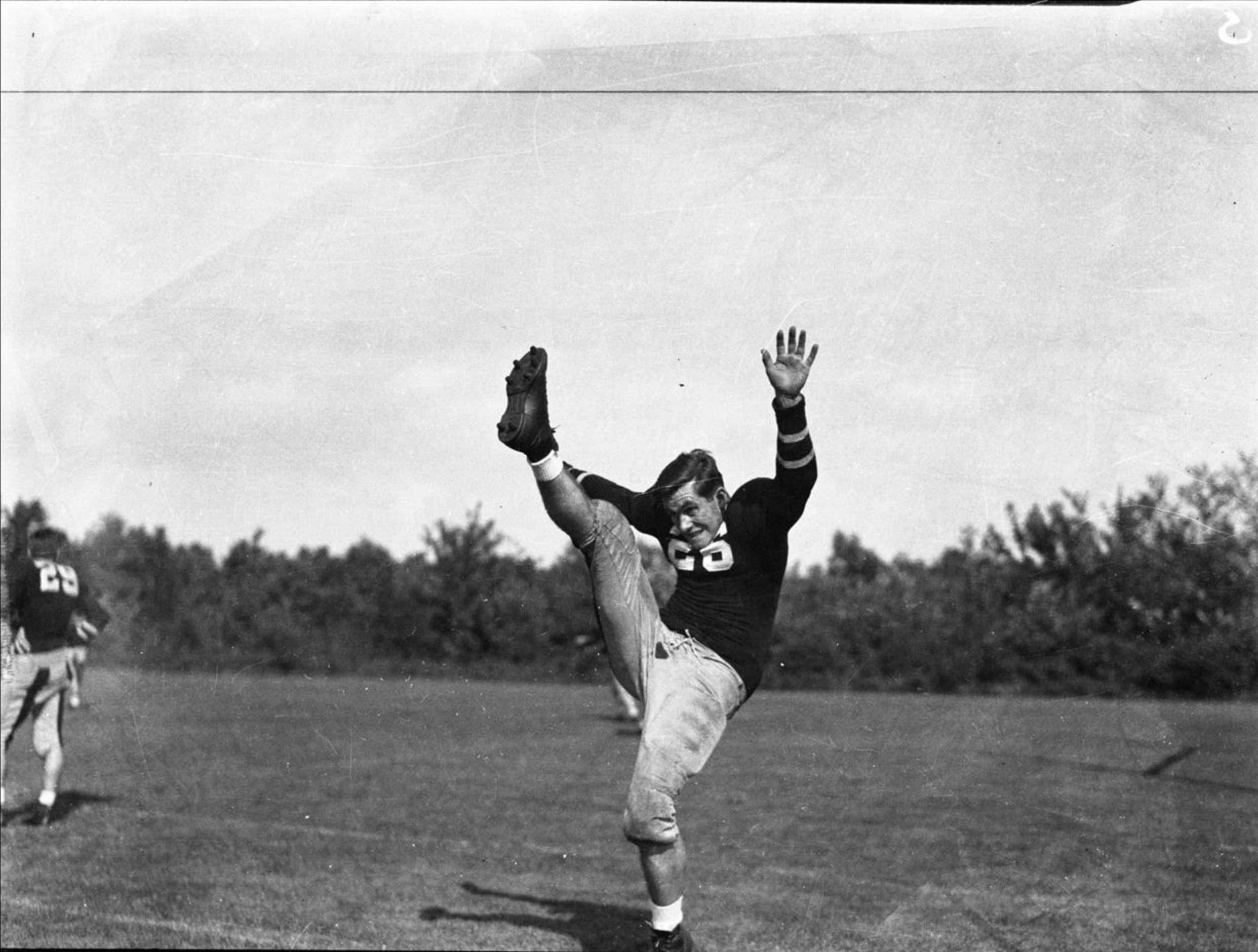 Sports Heroes Who Served: WWII Marine Was First Black MLB Pitcher