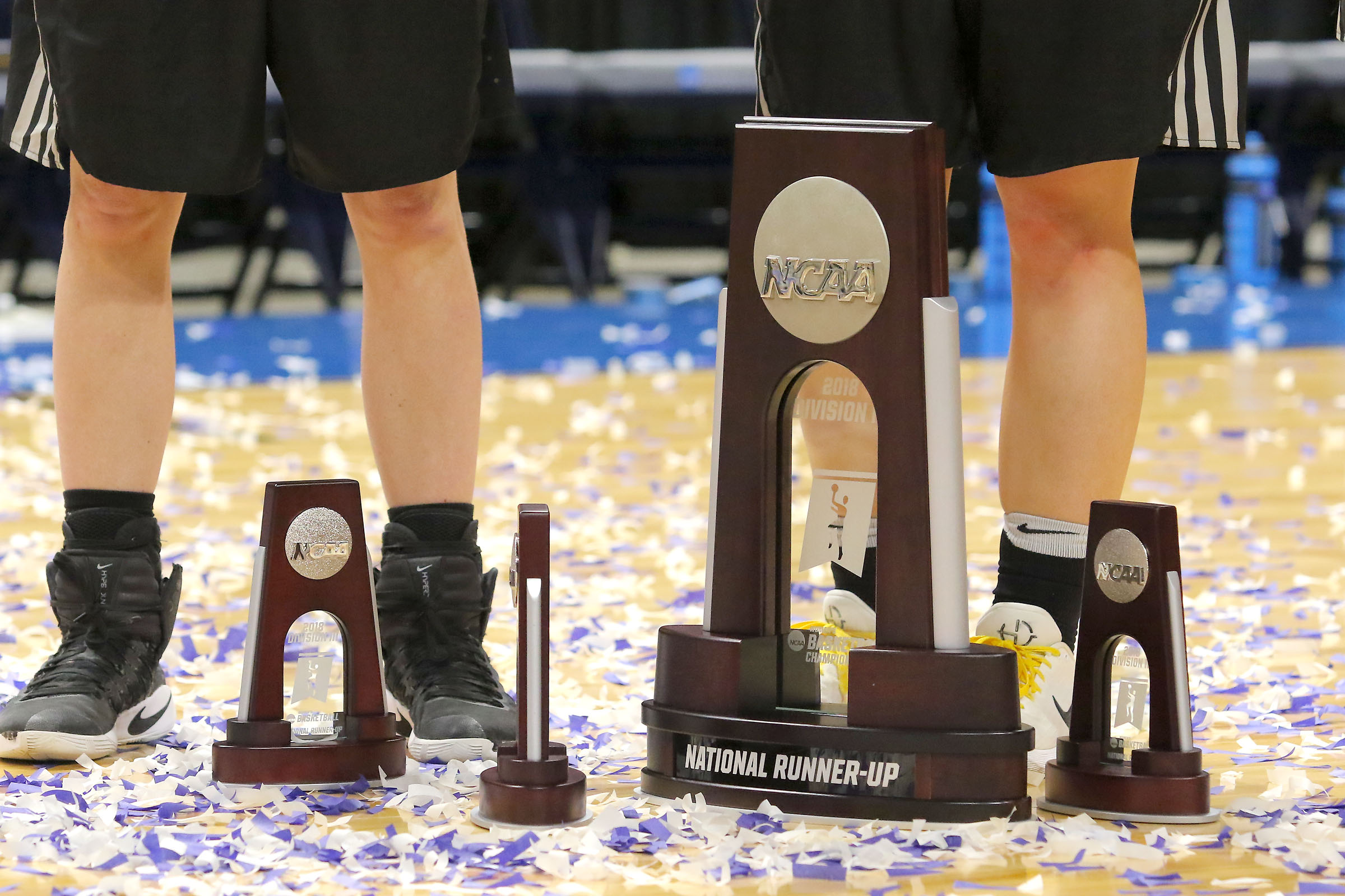 Ncaa Women's Basketball Trophy Ncaa Di Women S Basketball Committee