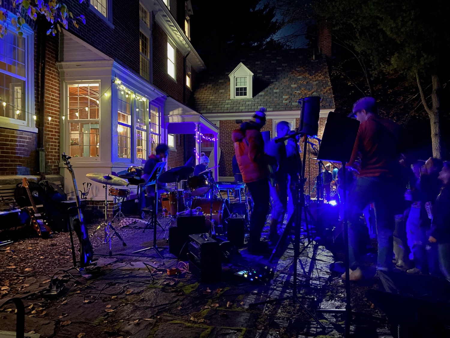 Non Prophets Debut At Reed House s Fall Fest The Bowdoin Orient